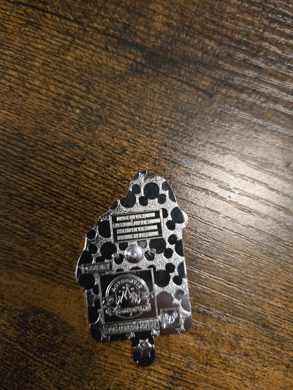 Disney Pinocchio Popsicle Pin - Picture 3 of 4